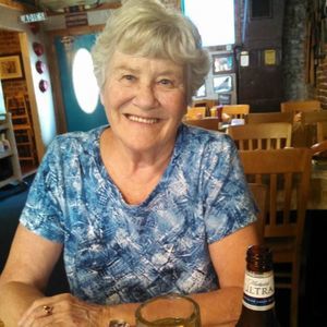 Meet your Posher, Claudia